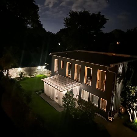 Remise Berlin-Grünau: Cozy Retreat for 6 near Müggelsee Exterior photo