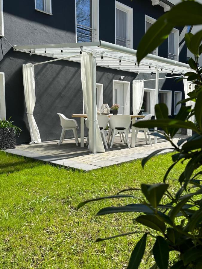 Remise Berlin-Grünau: Cozy Retreat for 6 near Müggelsee Exterior photo